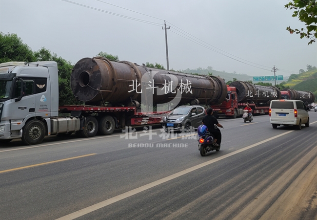 香蕉视频污版活化一体炉生产线顺利发往新疆地区