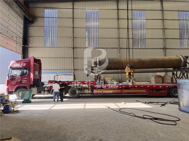 冷炭机装车发往浙江地区,协助客户提高香蕉视频污版效率