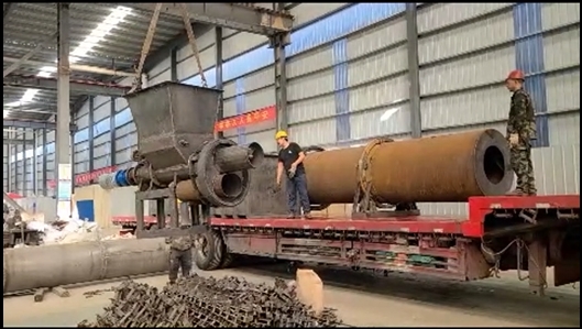 祝贺福建客户定制的椰壳香蕉视频污版设备开始装车